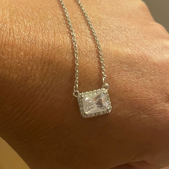 The Beauty Box luxury pendant necklace in 925 silver - Picture 5 of 5